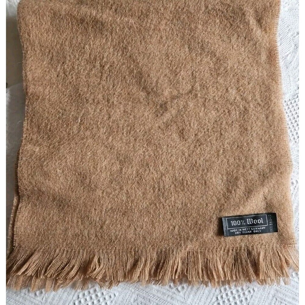 Vintage Fraas  100 % WOOL Classic Scarf RN 66349 Never Worn West Germany